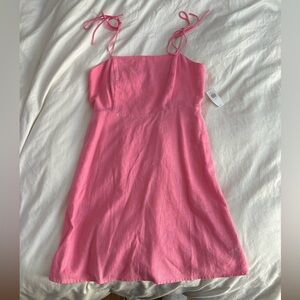 Old Navy pink sundress size Medium